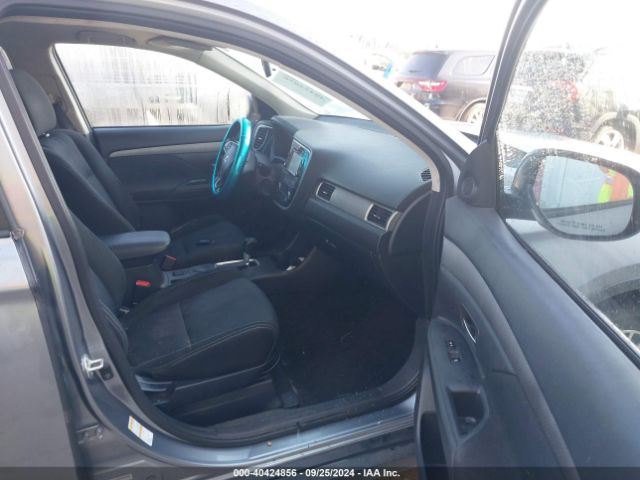 JA4AD3A33GZ007530 Mitsubishi Outlander Se