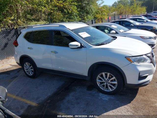 KNMAT2MV5HP509825 Nissan ROGUE SV