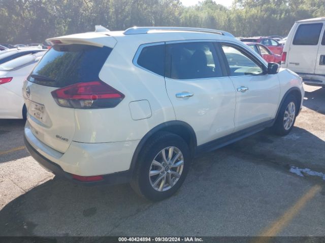 KNMAT2MV5HP509825 Nissan ROGUE SV