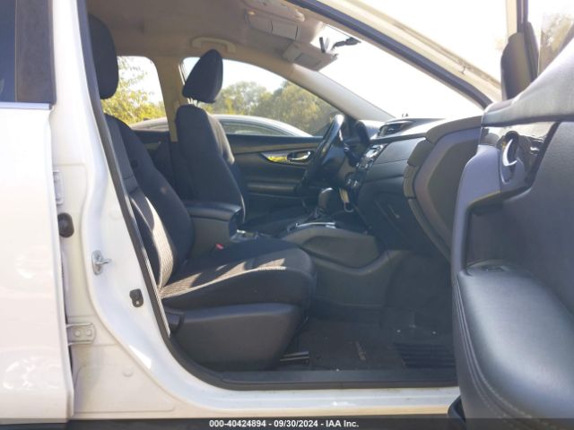 KNMAT2MV5HP509825 Nissan ROGUE SV