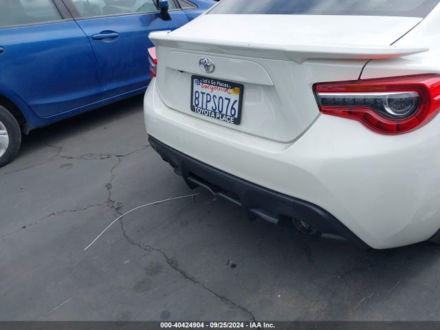 Toyota 86 2017 JF1ZNAA17H9704327 Image 16