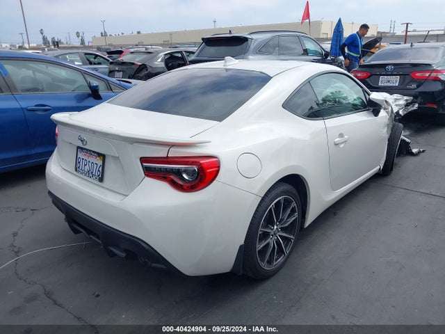 Toyota 86 2017 JF1ZNAA17H9704327 Image 4