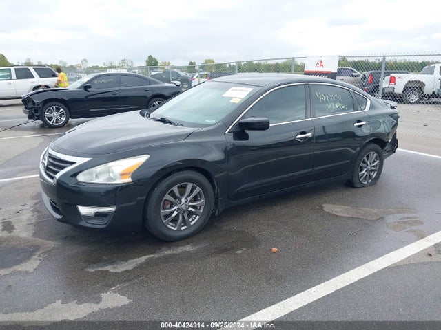 1N4AL3AP0FC589881 Nissan 2015