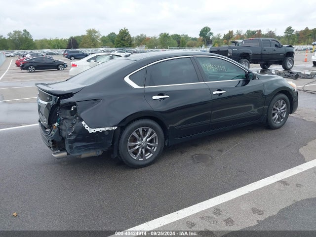 1N4AL3AP0FC589881 Nissan 2015