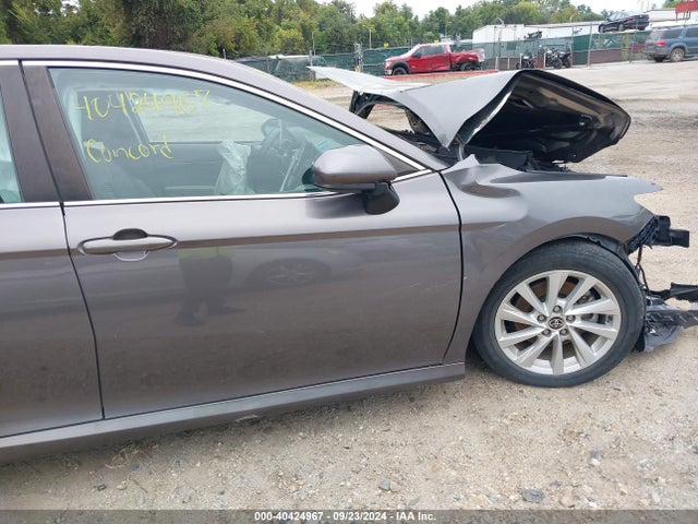 Toyota CAMRY LE 2021 4T1C11AK5MU586639 Image 21