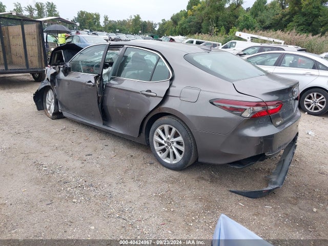 Toyota CAMRY LE 2021 4T1C11AK5MU586639 Image 3