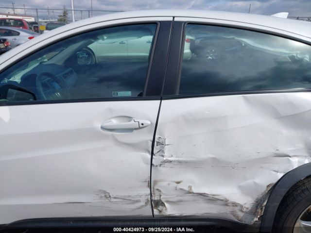 3CZRU6H37NM746862 Honda Hr-v Awd Lx