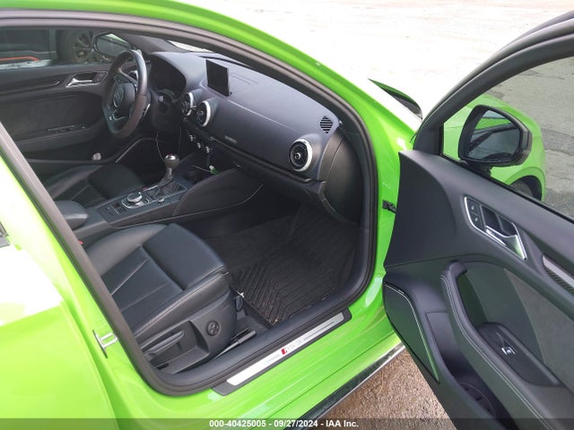 2020 AUDI RS 3 WUABWGFF9LA905902 Photo 4