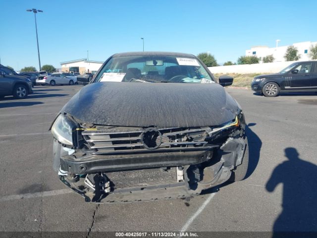 3VW2B7AJ4HM235963 Volkswagen Jetta 1.4t S