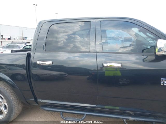 1C6RR7NT6HS564736 RAM 1500 Laramie  4x4 5'7 Box