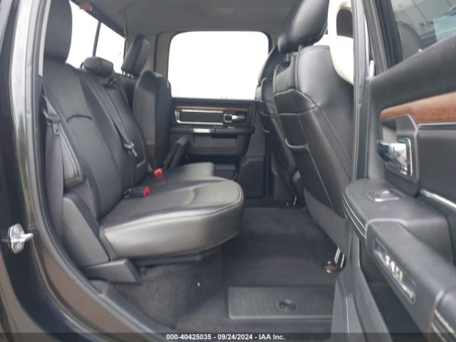 1C6RR7NT6HS564736 RAM 1500 Laramie  4x4 5'7 Box