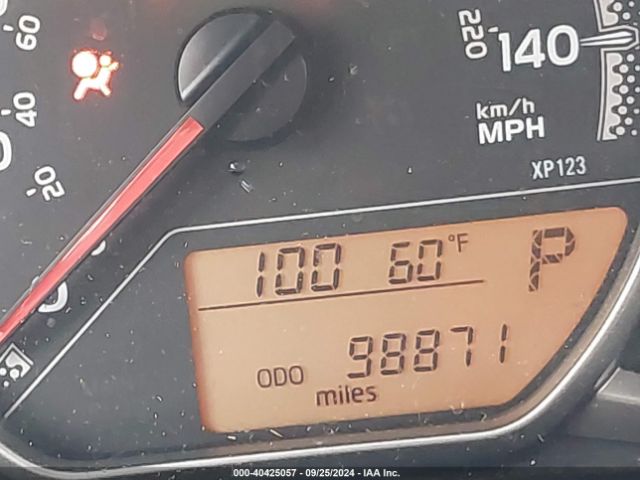 VNKKTUD32HA084587 Toyota YARIS L