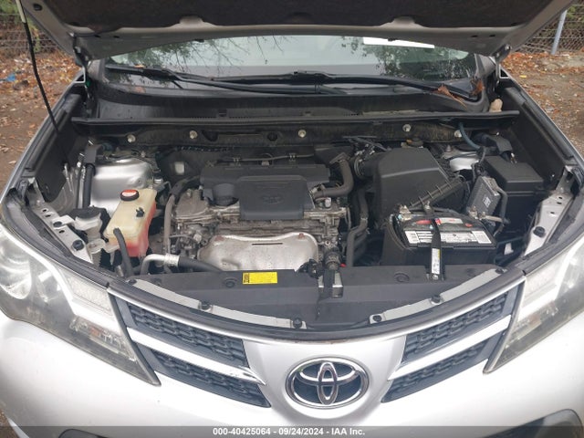 Toyota RAV4 LE 2014 JTMZFREVXEJ021034 Image 10