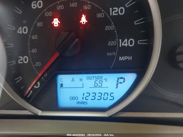 Toyota RAV4 LE 2014 JTMZFREVXEJ021034 Image 15