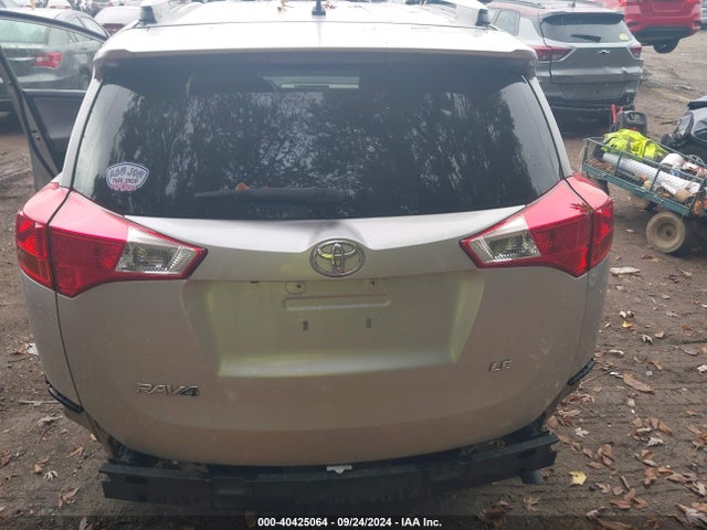 Toyota RAV4 LE 2014 JTMZFREVXEJ021034 Image 18