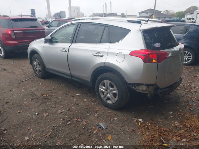 Toyota RAV4 LE 2014 JTMZFREVXEJ021034 Image 3