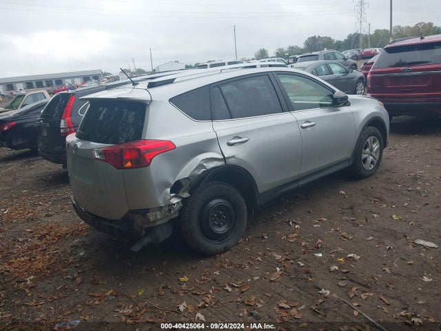 Toyota RAV4 LE 2014 JTMZFREVXEJ021034 Image 4
