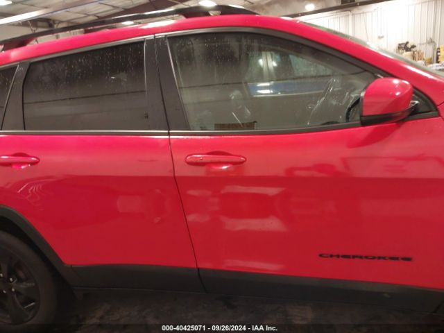 1C4PJMDSXHW589081 Jeep Cherokee High Altitude 4x4
