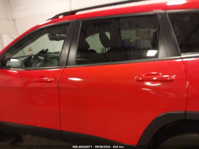 1C4PJMDSXHW589081 Jeep Cherokee High Altitude 4x4