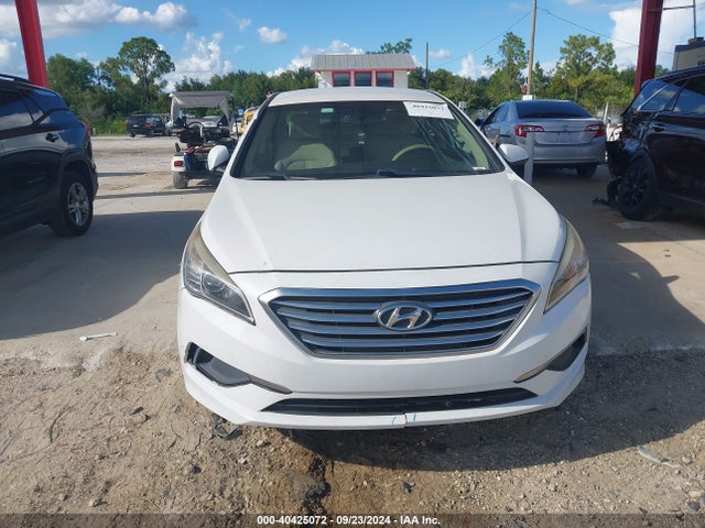 Hyundai SONATA SE 2017 5NPE24AF5HH490511 Image 6