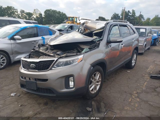5XYKT3A60FG583533 KIA SORENTO LX