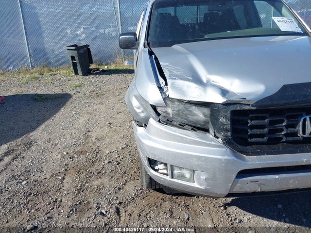 Honda Ridgeline Sport 2014 5FPYK1F70EB006856 Image 6
