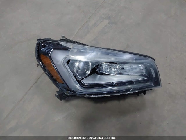 1GKKVRKD2FJ214915 GMC Acadia Slt-1