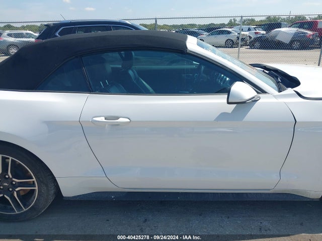 Продажа на аукционе авто 2021 Ford Mustang Ecoboost Premium, vin: 1FATP8UH4M5124312, номер лота: 40425278
