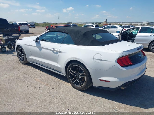 Продажа на аукционе авто 2021 Ford Mustang Ecoboost Premium, vin: 1FATP8UH4M5124312, номер лота: 40425278