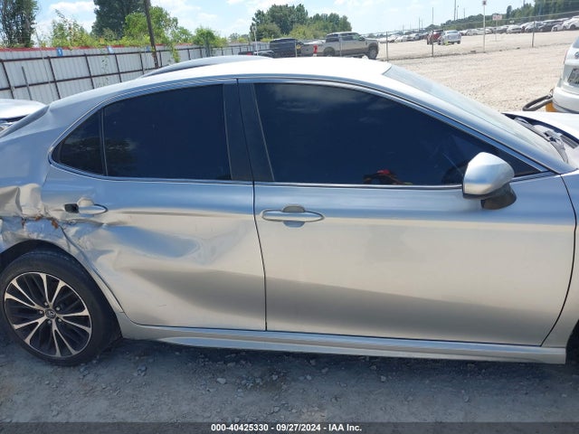 Toyota CAMRY SE 2018 4T1B11HK8JU500561 Image 13