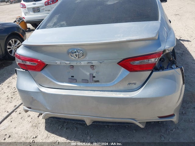 Toyota CAMRY SE 2018 4T1B11HK8JU500561 Image 16