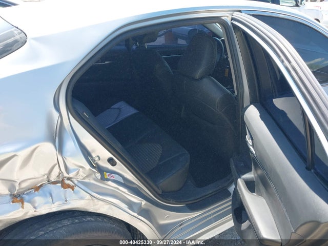 Toyota CAMRY SE 2018 4T1B11HK8JU500561 Image 8