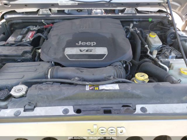 1C4BJWDG4GL138147 Jeep Wrangler Unlimited Sport