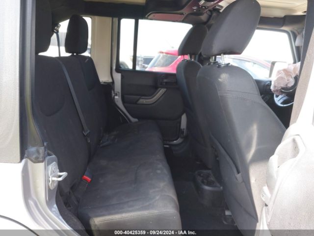 1C4BJWDG4GL138147 Jeep Wrangler Unlimited Sport
