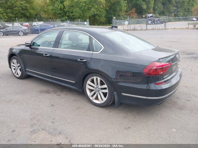1VWGT7A31HC044054 Volkswagen Passat 1.8t Se