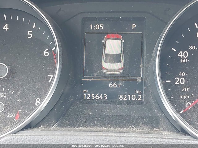 1VWGT7A31HC044054 Volkswagen Passat 1.8t Se