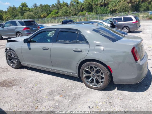 2C3CCABG5HH526771 Chrysler 300 300s
