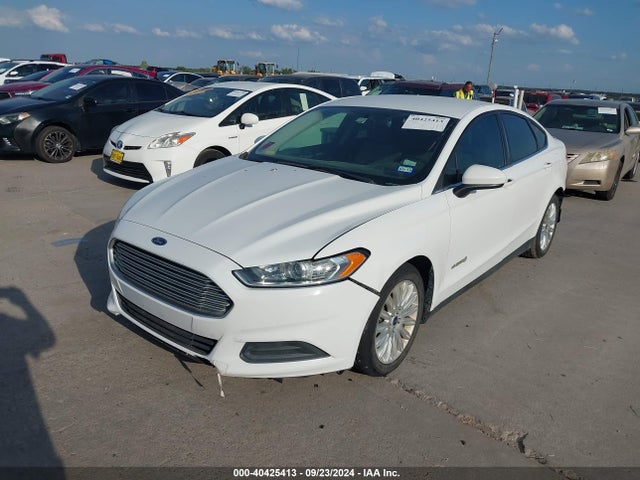 Ford Fusion Hybrid S 2015 3FA6P0UU2FR304349 Image 2