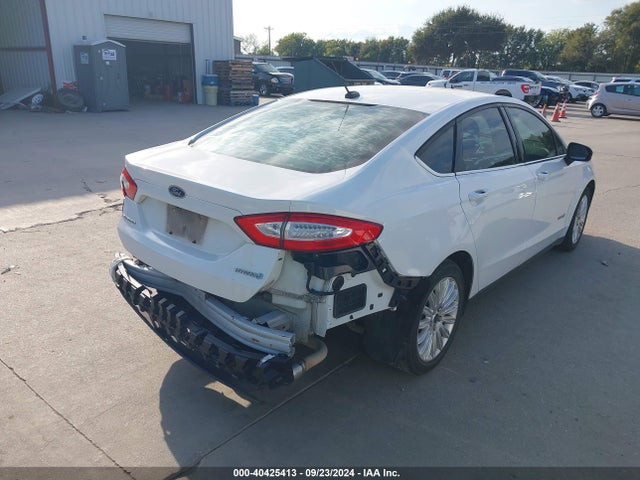 Ford Fusion Hybrid S 2015 3FA6P0UU2FR304349 Image 4