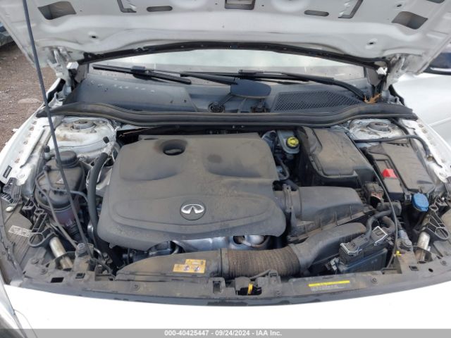 SJKCH5CR6HA031866 Infiniti Qx30 Premium