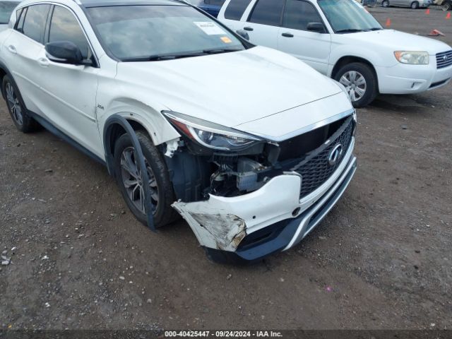 SJKCH5CR6HA031866 Infiniti Qx30 Premium