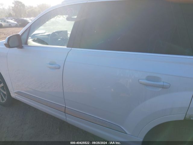 WA1LAAF71HD034824 Audi Q7 3.0t Premium