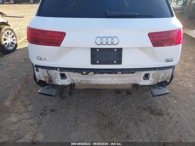 WA1LAAF71HD034824 Audi Q7 3.0t Premium