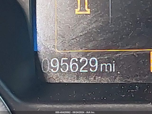 1FADP3FE8JL238301 Ford FOCUS SE