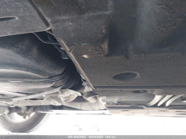 1FADP3FE8JL238301 Ford FOCUS SE
