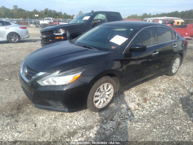 Nissan Altima 2.5 S 2018 1N4AL3AP5JC207451 Image 2