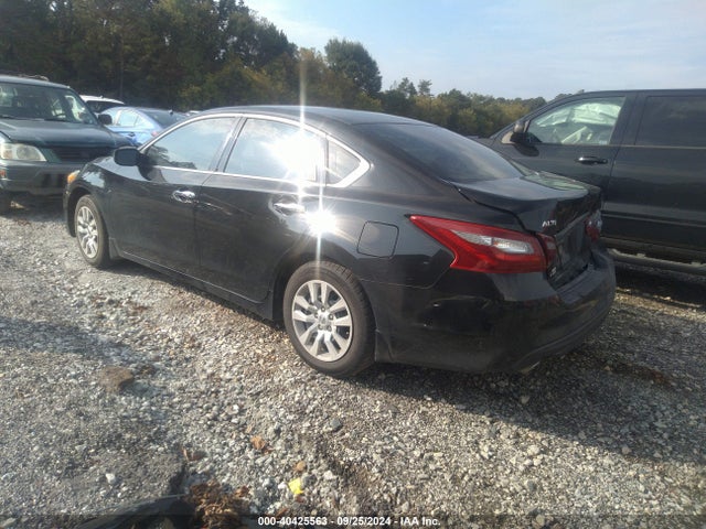Nissan Altima 2.5 S 2018 1N4AL3AP5JC207451 Image 3
