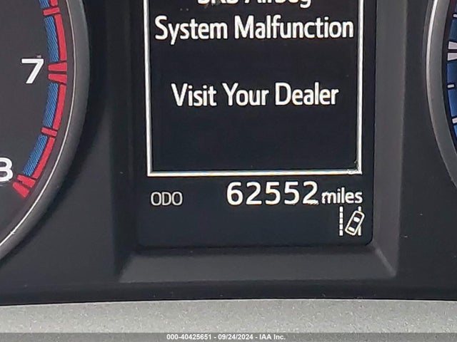 Toyota Rav4 Xle 2017 2T3WFREV5HW334663 Image 15
