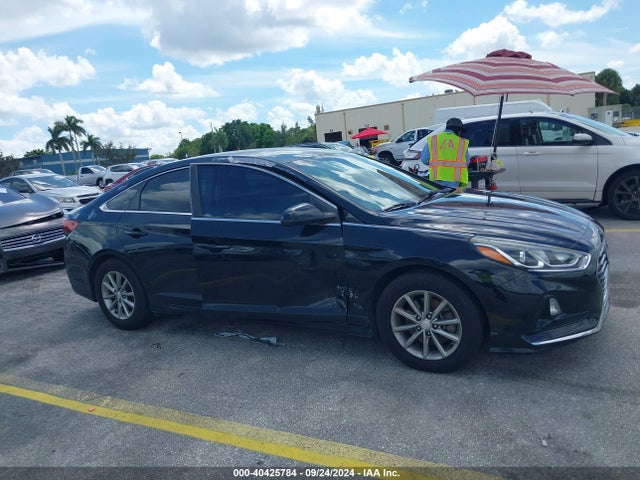 Hyundai SONATA SE 2019 5NPE24AF4KH774378 Image 13