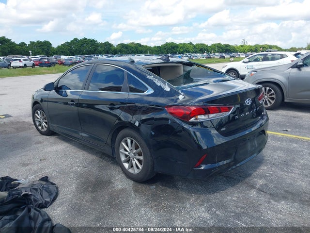 Hyundai SONATA SE 2019 5NPE24AF4KH774378 Image 3